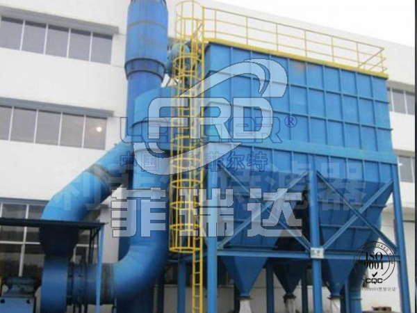 陶瓷廠18萬風(fēng)量布袋除塵器